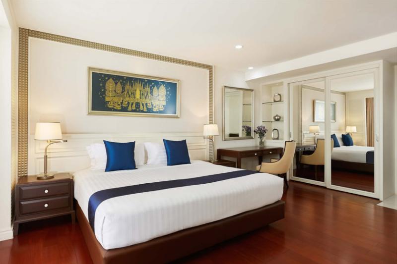 Centre Point Plus Silom Hotel Green Wood Travel