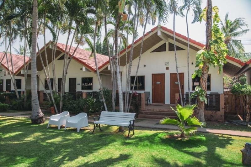 Dolphin Bay Resort Greenwood