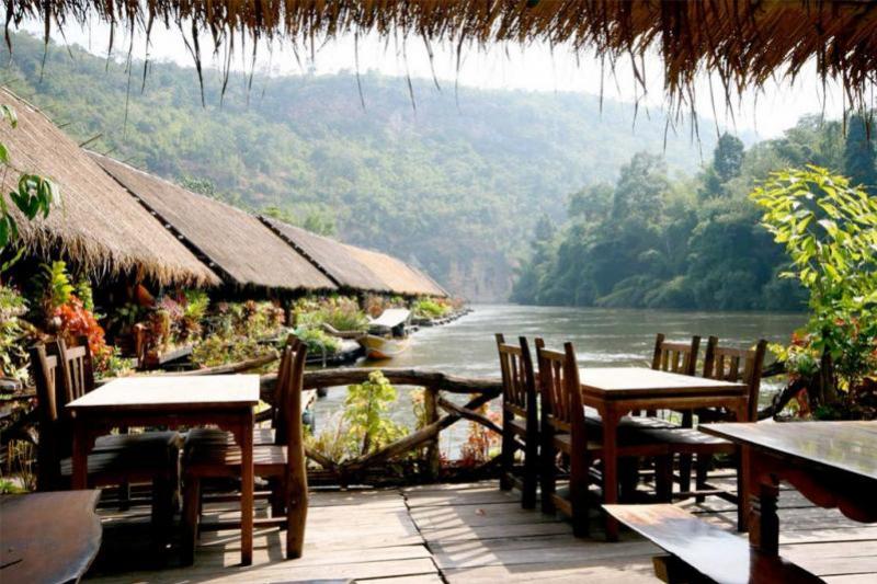 Prive naar River Kwai Floatel