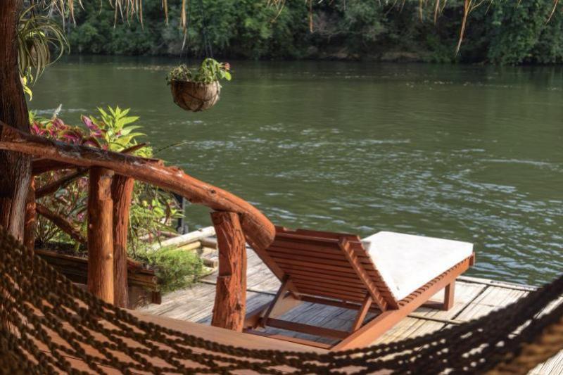 Prive naar River Kwai Jungle Raft