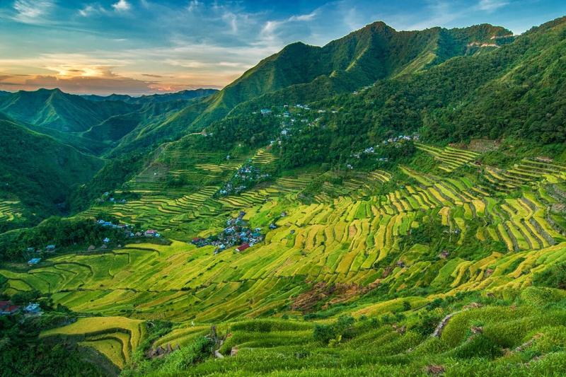 Bergen en rijstterrassen van Noord Luzon Green Wood Travel Banaue