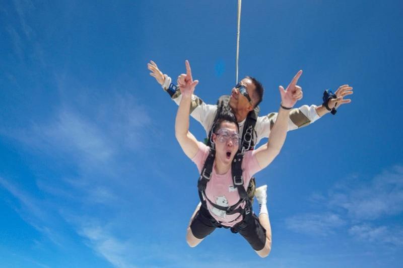 Skydive Thailand Green Wood Travel