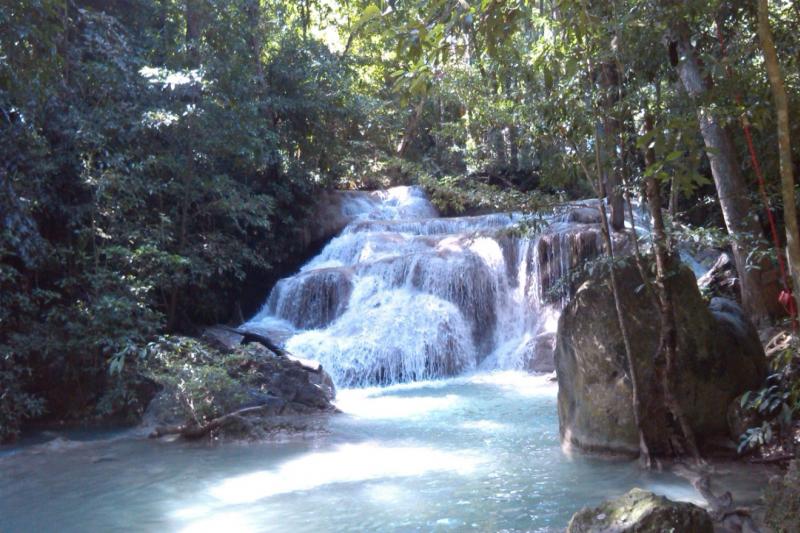 Erawan Waterval (Halve dag)
