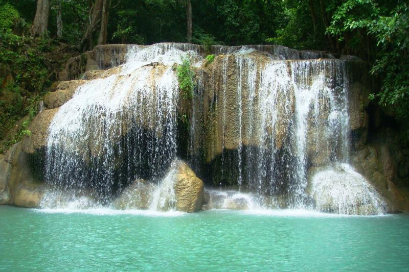Erawan Waterval (Halve dag)