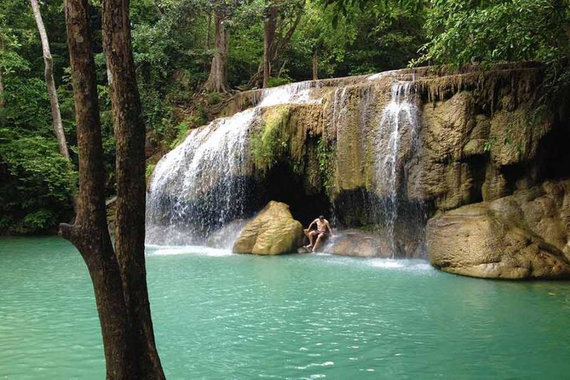 Erawan Waterval (Halve dag)