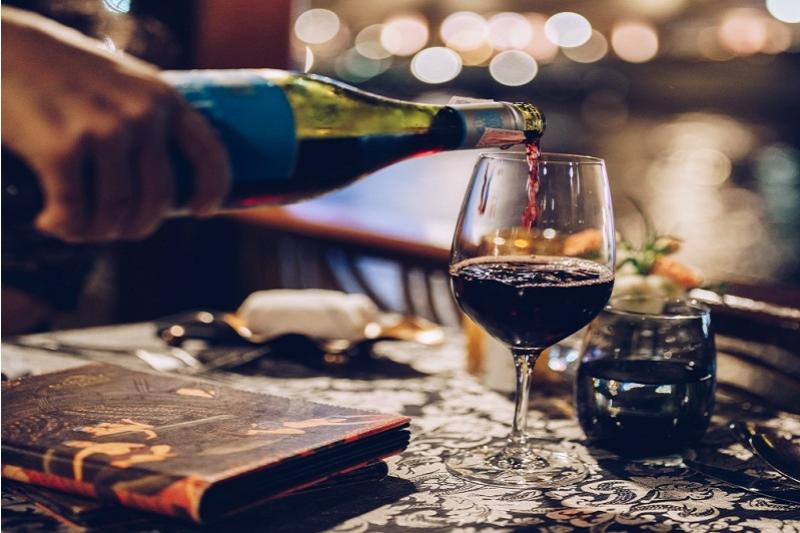 Manohra dinner cruise Bangkok