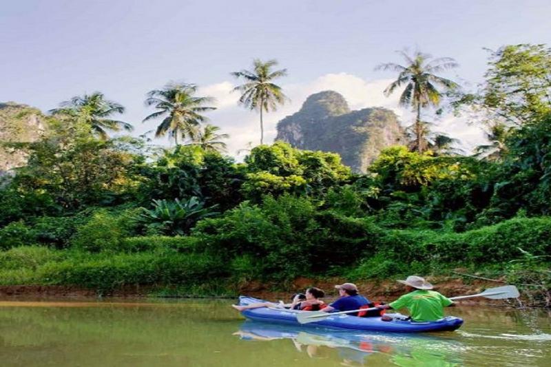 Khao Sok Kajak trip Greenwood