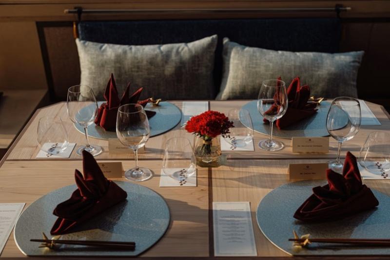 okura cruise chao phraya rivier