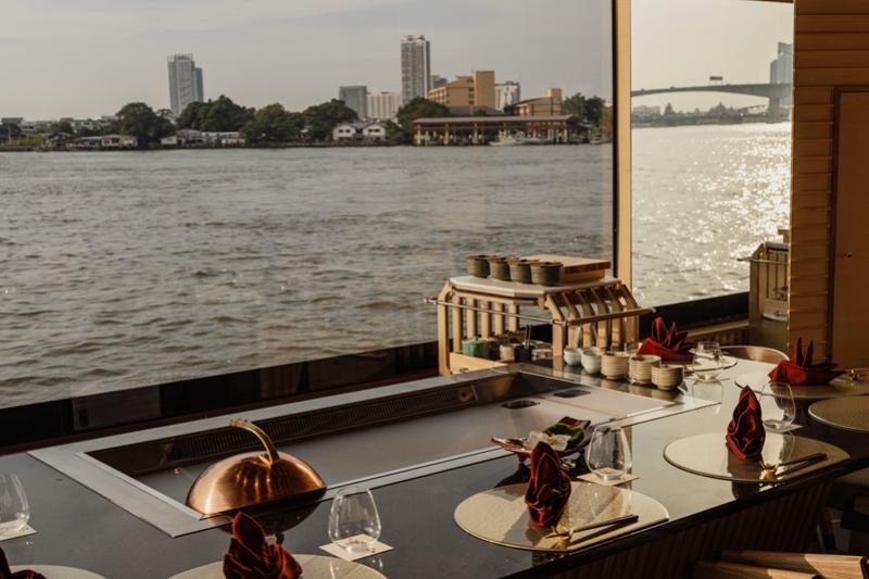 okura cruise chao phraya rivier
