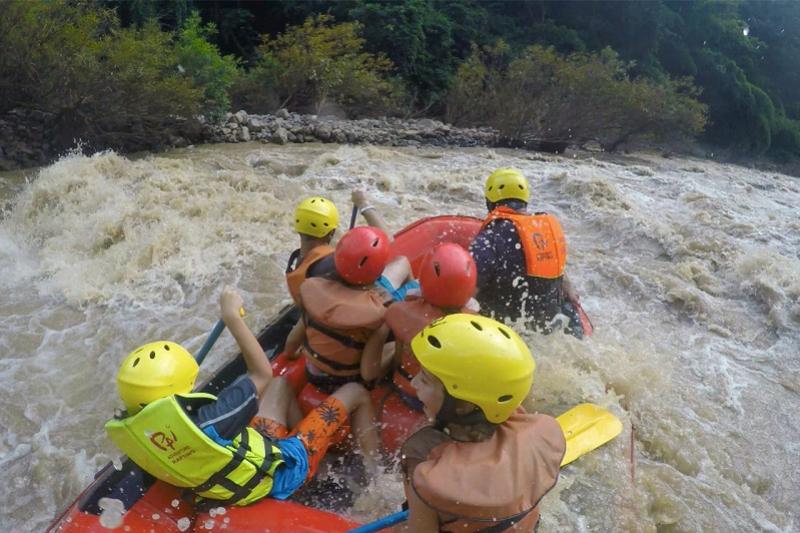 Vlotvaren in Pai Mae Hong Son